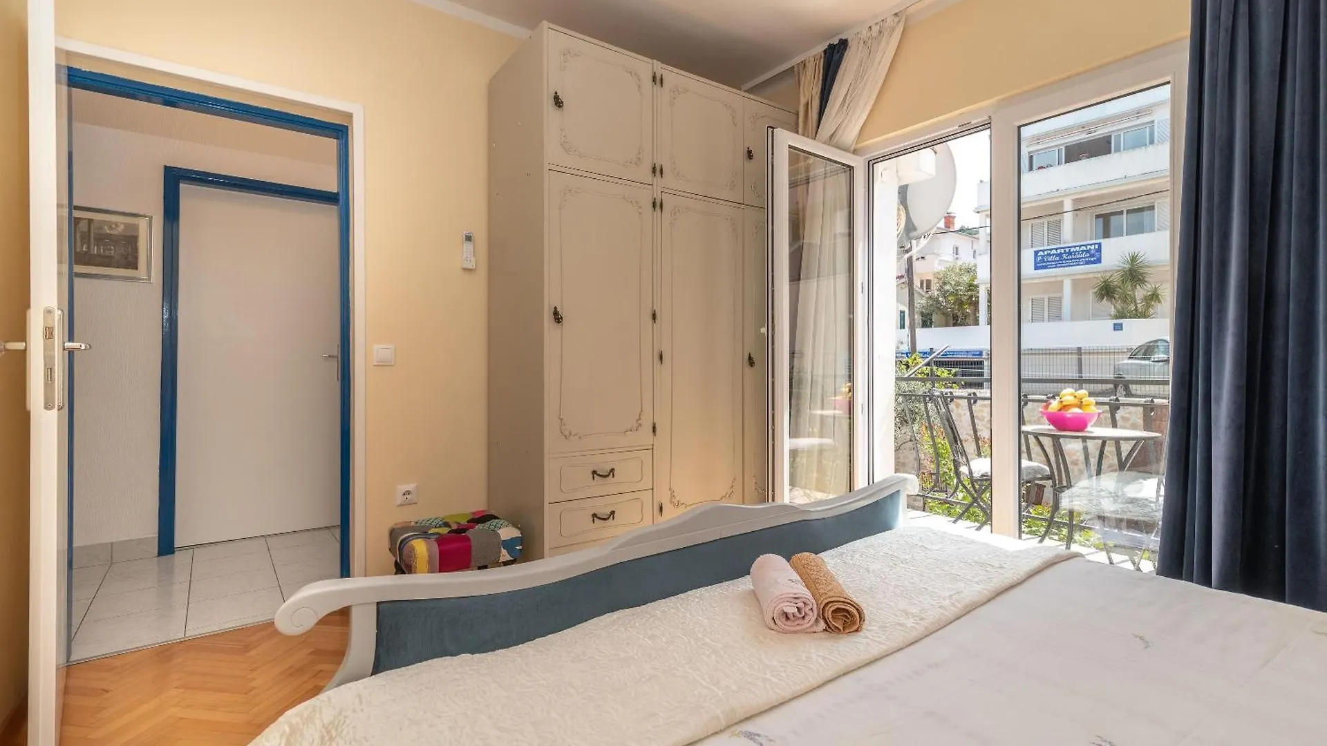 Geraeumige Ferienwohnung Mit Meerblick Trogir