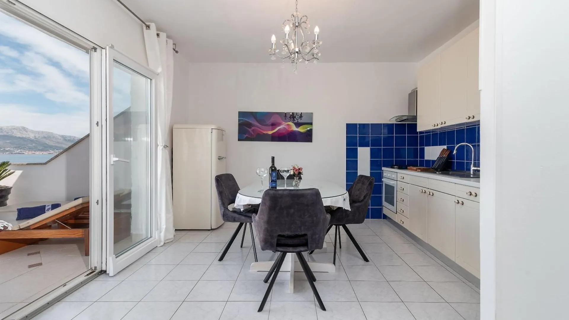 Geraeumige Ferienwohnung Mit Meerblick Trogir